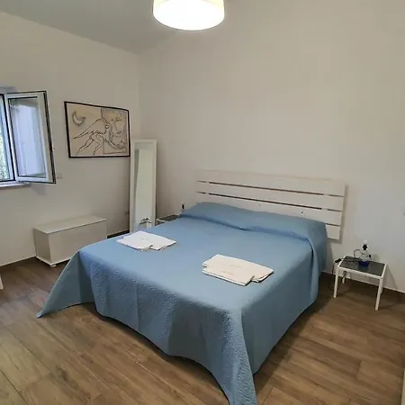 Leone * פיסטיצ'י